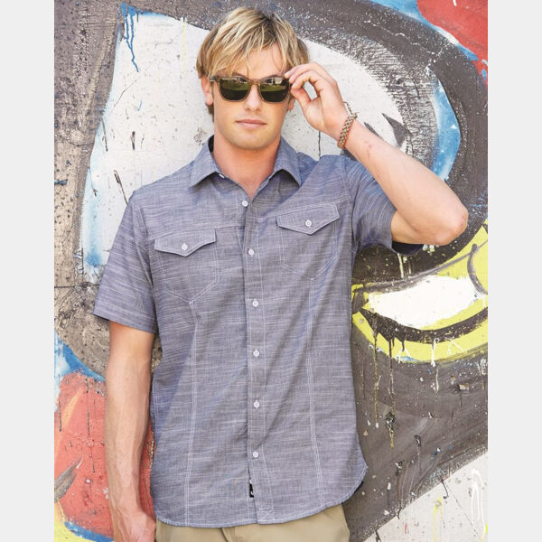 Men's Textured Solid Short Sleeve Shirt Thumbnail